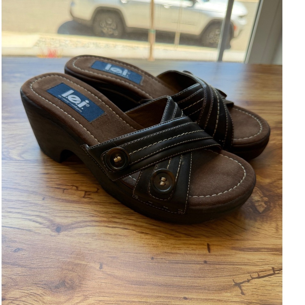 Y2K Vintage Style LEI Brown Platform Wedge Sandals Crisscross Button Slide 6.5